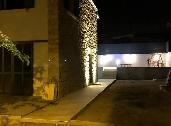 فيلة La Pointe D'aspretto *